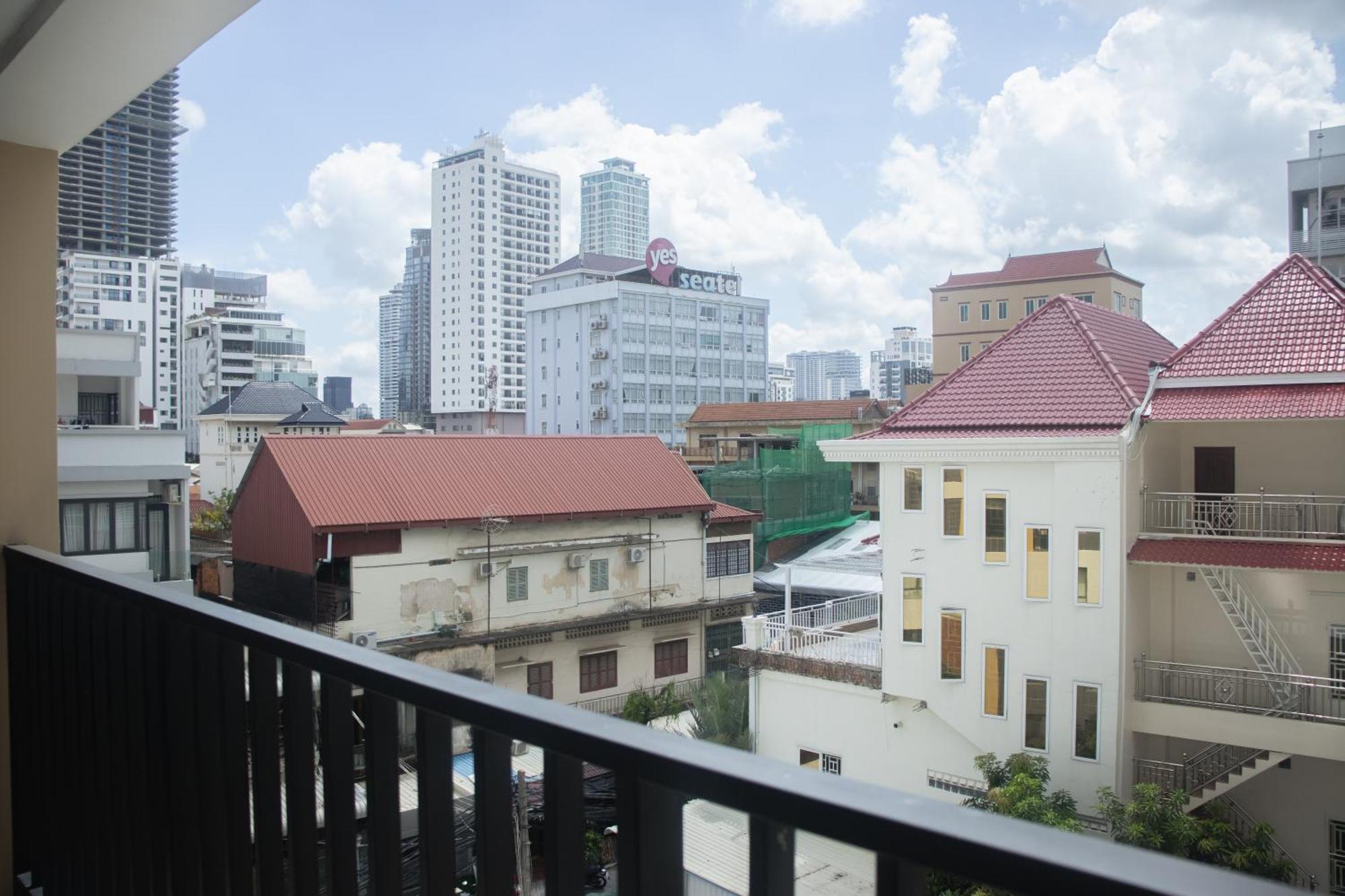 Parc21 Luxury Boutique Hotel Phnom Penh Exterior foto